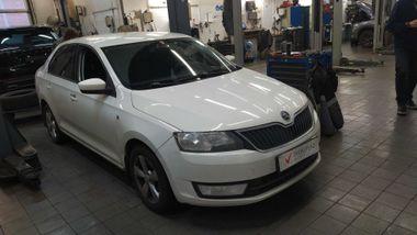 Skoda Rapid 2015 года, 177 123 км - вид 2