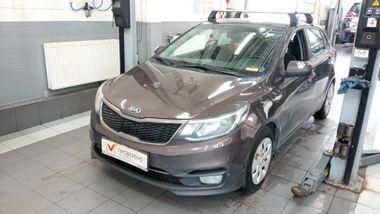 Kia Rio 2015 года, 138 111 км - вид 1