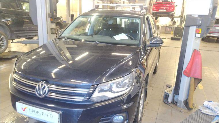 Volkswagen Tiguan,  - вид 1
