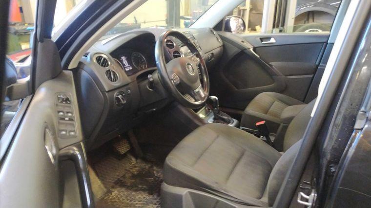 Volkswagen Tiguan,  - вид 4