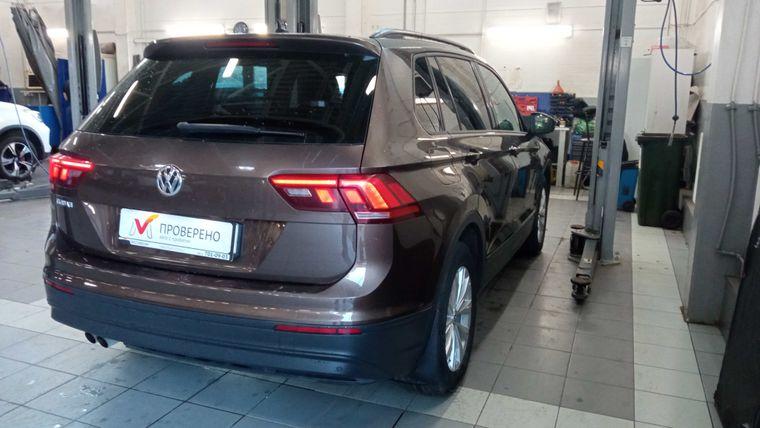 Volkswagen Tiguan, 2020 - вид 2