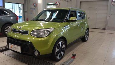 KIA Soul 2015 года, 107 038 км - вид 2