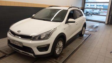 Kia Rio X-Line 2019 года, 83 262 км - вид 1