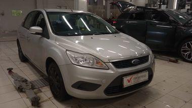 Ford Focus 2010 года, 158 600 км - вид 2
