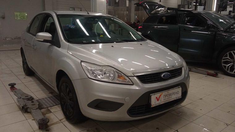 Ford Focus 2010 года, 158 600 км - вид 2