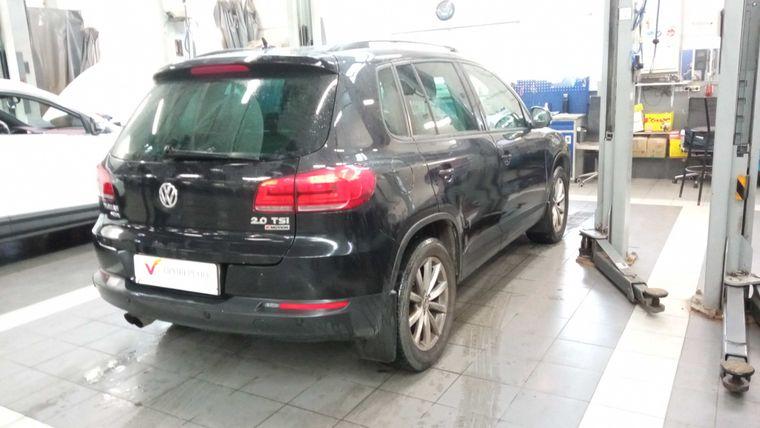 Volkswagen Tiguan,  - вид 2