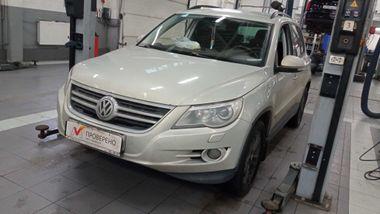 Volkswagen Tiguan 2011 года, 258 351 км - вид 1