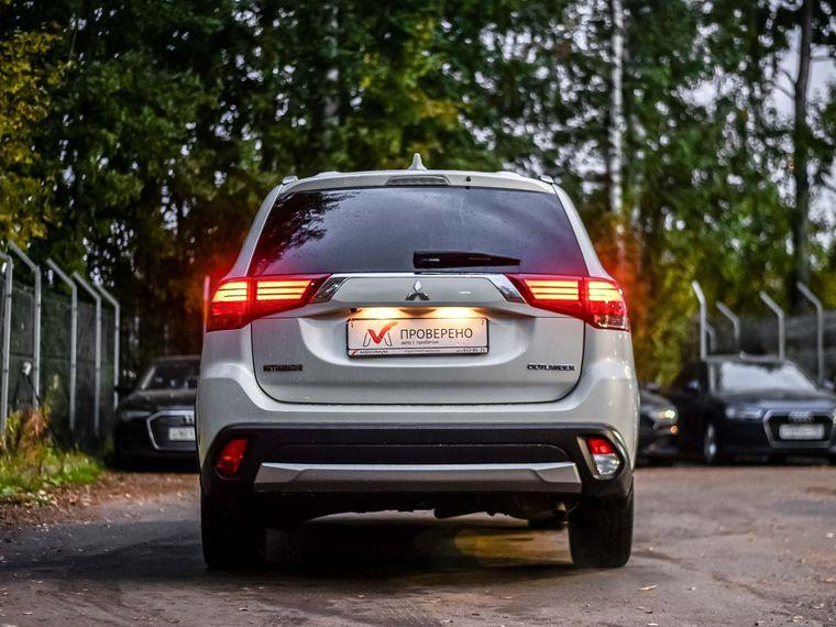Mitsubishi Outlander,  - вид 3