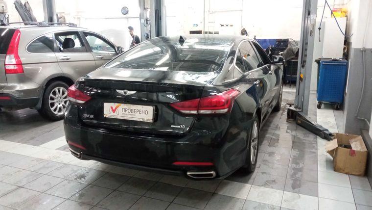 Hyundai Genesis,  - вид 2