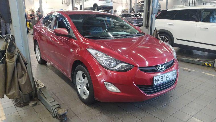 Hyundai Elantra,  - вид 1
