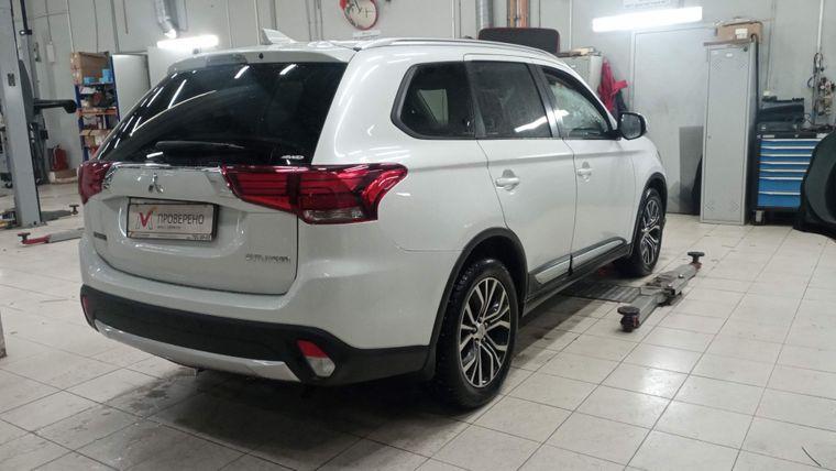 Mitsubishi Outlander,  - вид 2