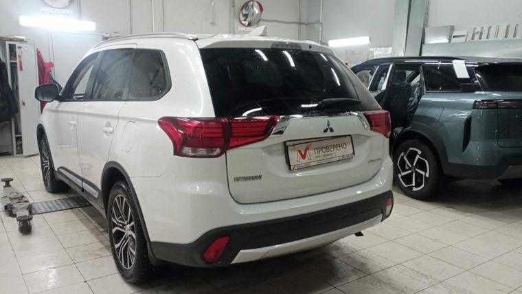 Mitsubishi Outlander,  - вид 3