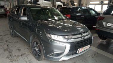 Mitsubishi Outlander 2017 года, 273 467 км - вид 2