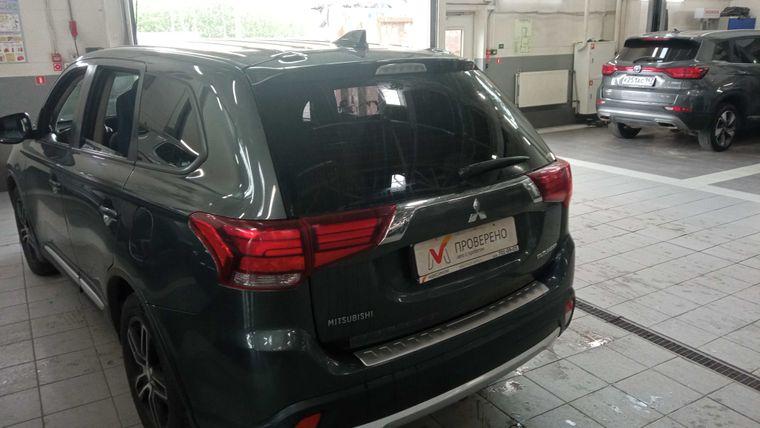 Mitsubishi Outlander, 2017 - вид 3
