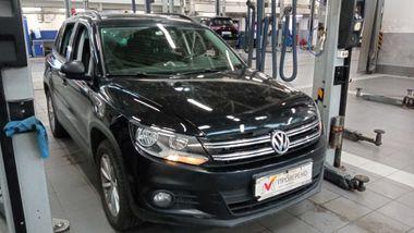 Volkswagen Tiguan 2015 года, 172 868 км - вид 2