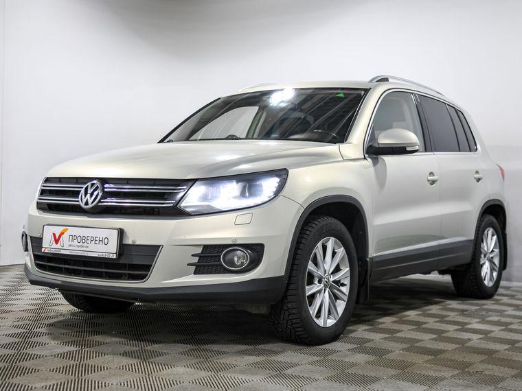 Volkswagen Tiguan, 2011