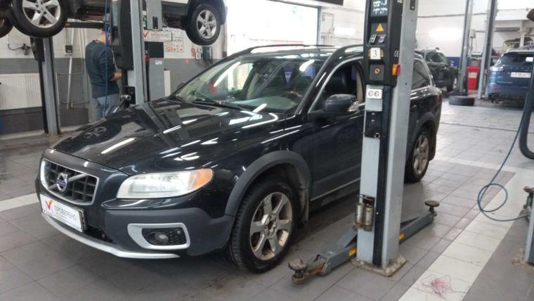 Volvo XC70, 