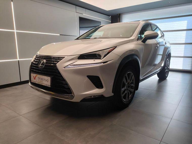 Lexus NX, 2017