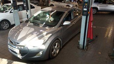 Hyundai Elantra 2011 года, 166 455 км - вид 1