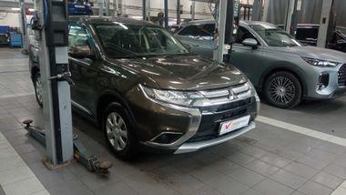 Mitsubishi Outlander 2018 года, 148 698 км - вид 1