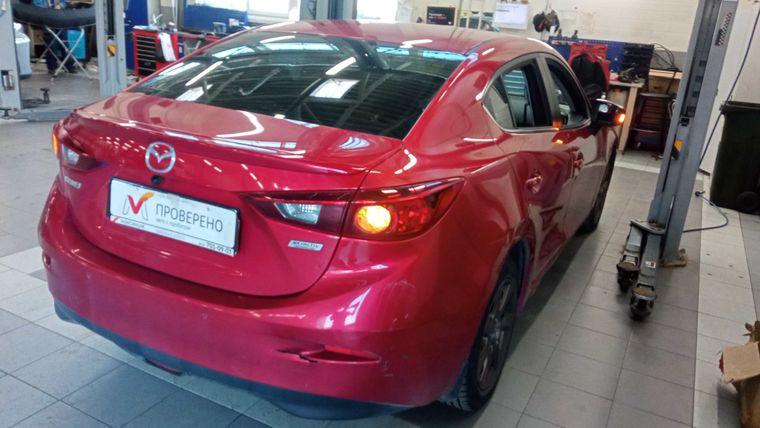 Mazda 3,  - вид 2