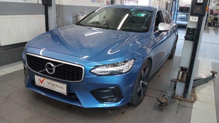 Volvo S90, 