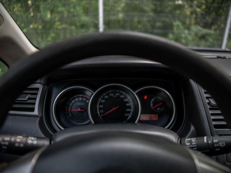 Nissan Tiida, 2011 - вид 4