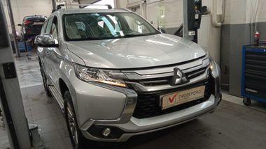 Mitsubishi Pajero Sport 2019 года, 98 297 км - вид 2