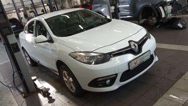 Renault Fluence 2013 года, 124 996 км - вид 2