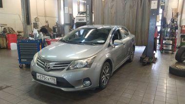 Toyota Avensis 2012 года, 200 499 км - вид 1