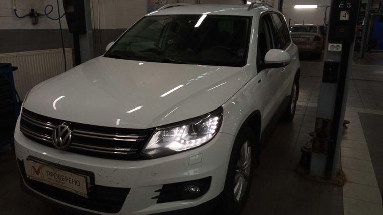Volkswagen Tiguan,  - вид 1