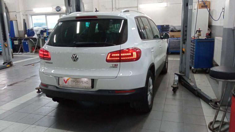 Volkswagen Tiguan,  - вид 2