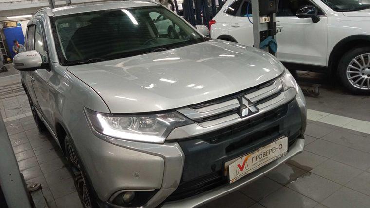 Mitsubishi Outlander 2017 года, 124 426 км - вид 2