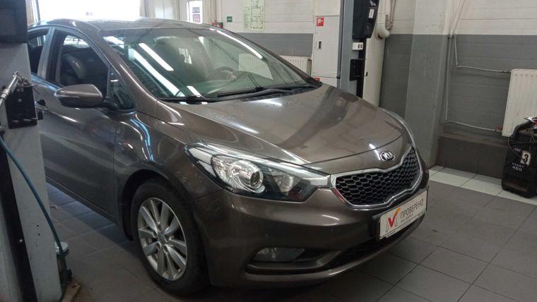 Kia Cerato 2015 года, 88 844 км - вид 2