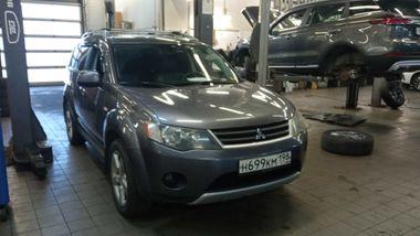 Mitsubishi Outlander 2008 года, 269 288 км - вид 2