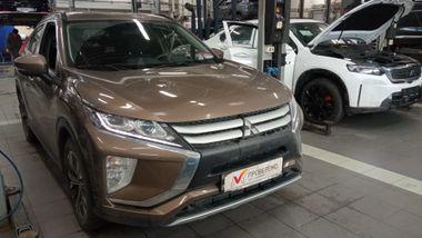 Mitsubishi Eclipse Cross 2018 года, 195 849 км - вид 2