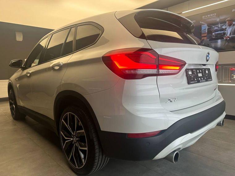BMW X1, 2021 - вид 3