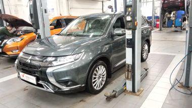 Mitsubishi Outlander 2021 года, 60 756 км - вид 1