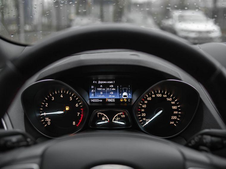 Ford Kuga,  - вид 4