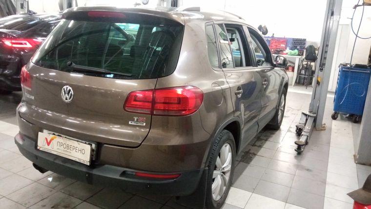 Volkswagen Tiguan,  - вид 2