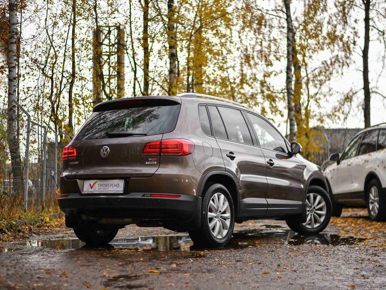 Volkswagen Tiguan,  - вид 1
