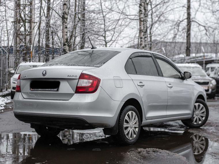 Skoda Rapid,  - вид 1