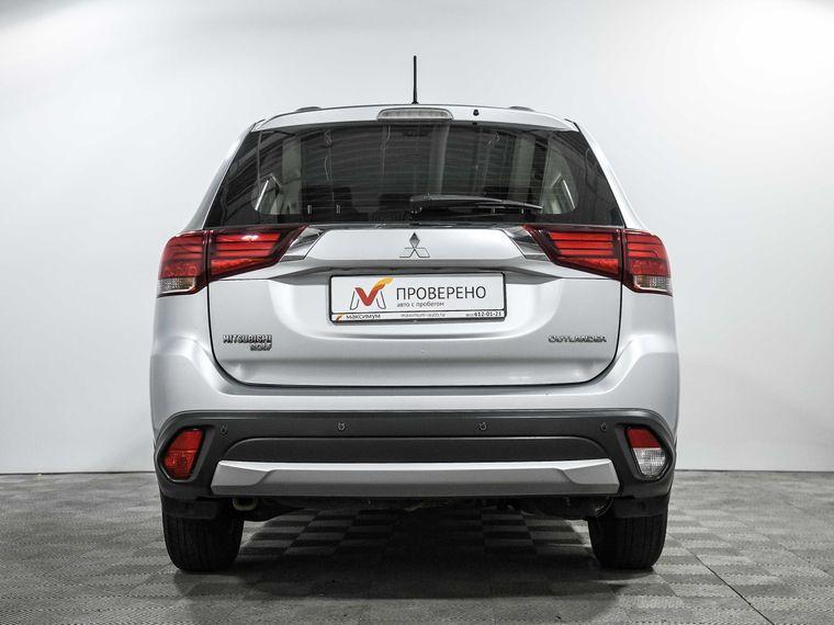 Mitsubishi Outlander, 2015 - вид 4