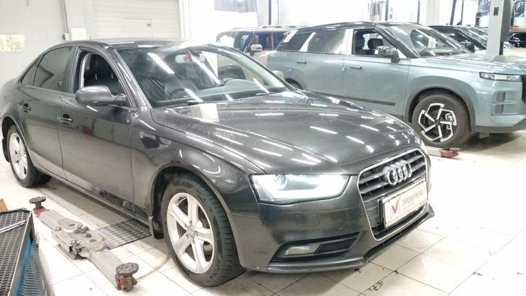 Audi A4,  - вид 1