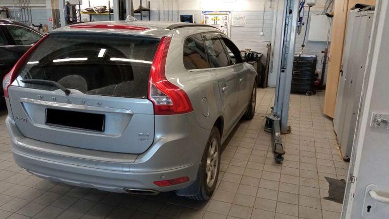 Volvo XC60,  - вид 2