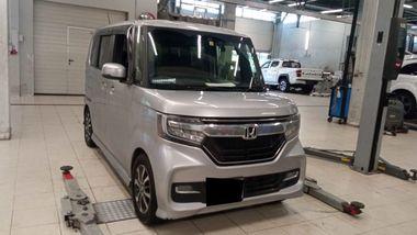 Honda N-BOX 2019 года, 111 044 км - вид 1