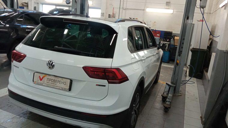 Volkswagen Tiguan, 2019 - вид 2