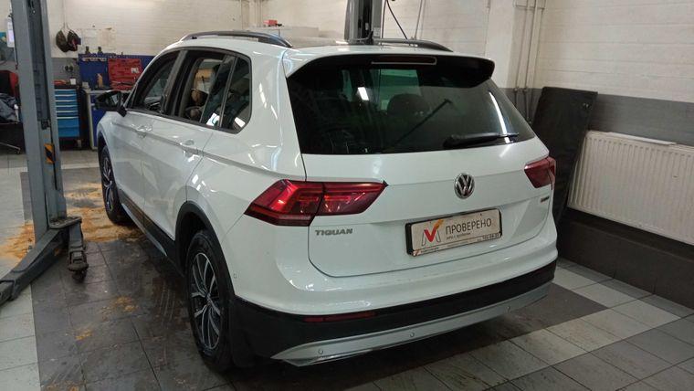 Volkswagen Tiguan, 2019 - вид 3