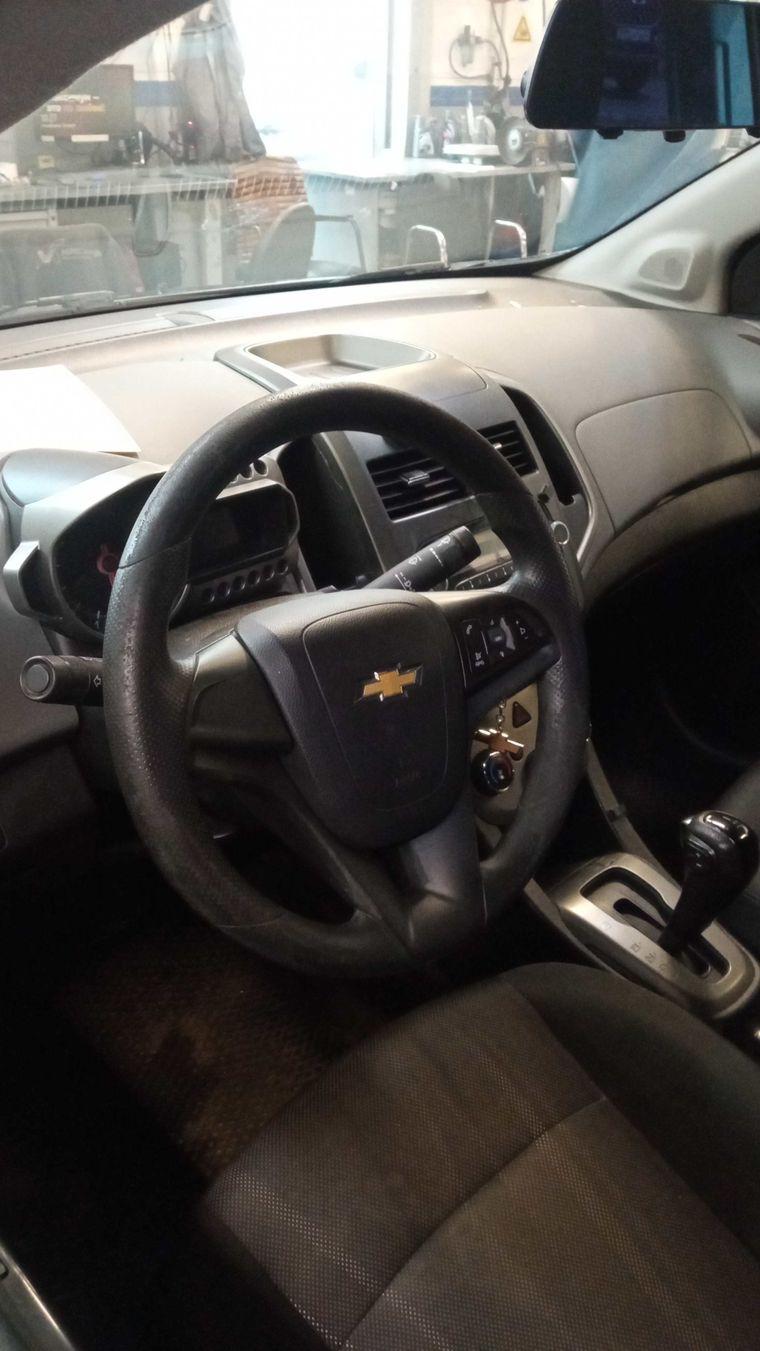 Chevrolet Aveo,  - вид 4