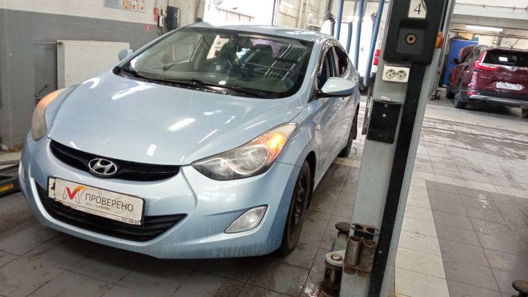 Hyundai Elantra 2012 года, 418 925 км - вид 1